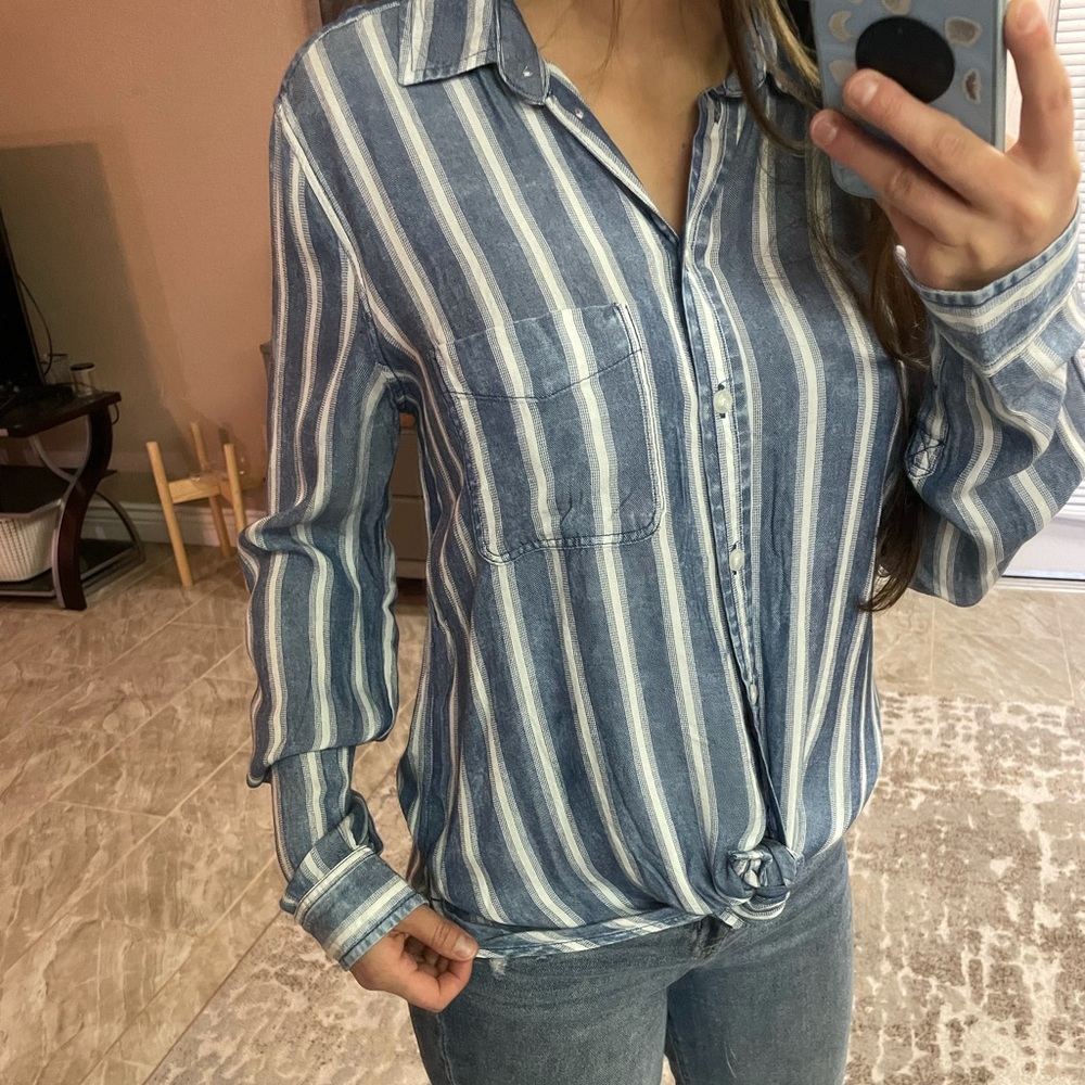 American Eagle Top